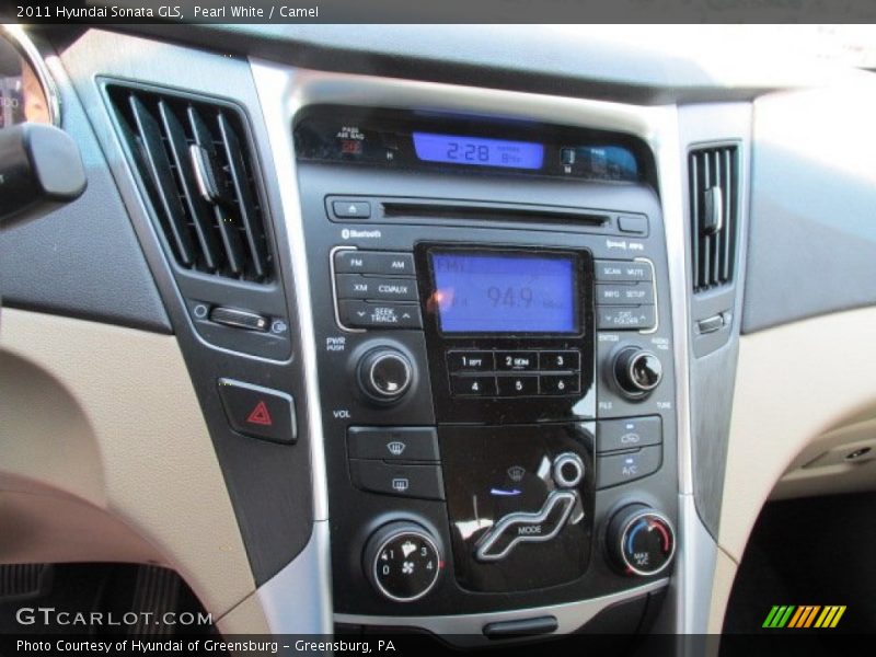 Pearl White / Camel 2011 Hyundai Sonata GLS