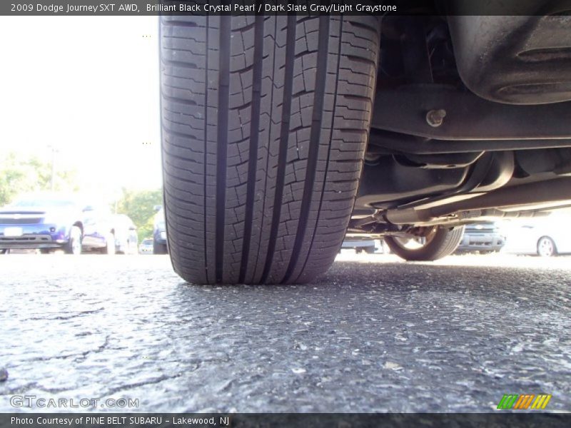 Brilliant Black Crystal Pearl / Dark Slate Gray/Light Graystone 2009 Dodge Journey SXT AWD