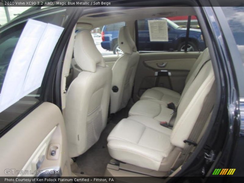 Magic Blue Metallic / Soft Beige 2010 Volvo XC90 3.2 AWD