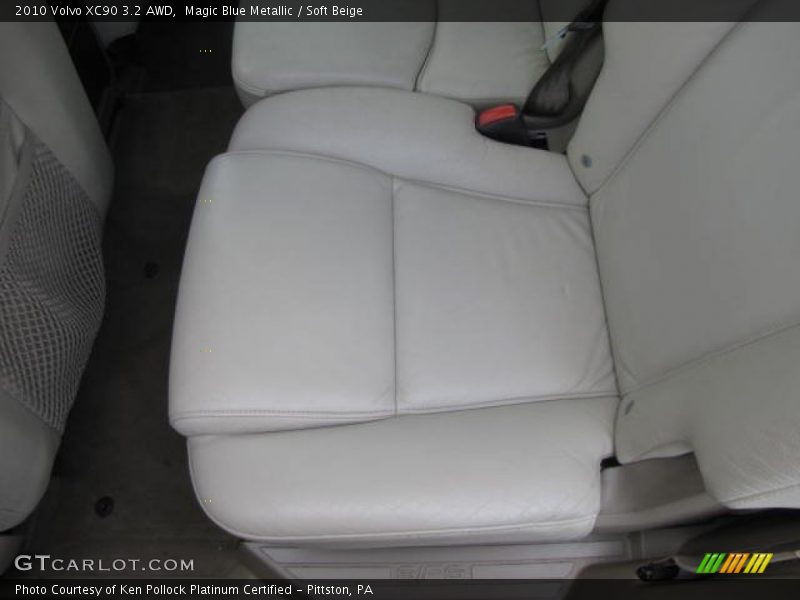 Magic Blue Metallic / Soft Beige 2010 Volvo XC90 3.2 AWD