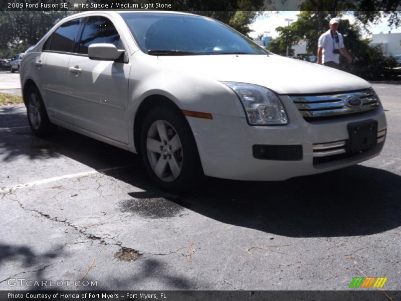 White Suede / Medium Light Stone 2009 Ford Fusion SE