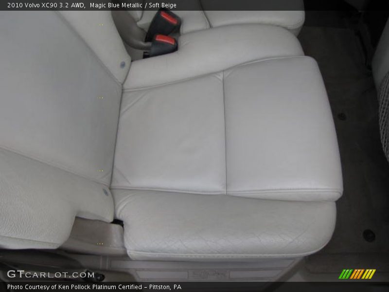 Magic Blue Metallic / Soft Beige 2010 Volvo XC90 3.2 AWD
