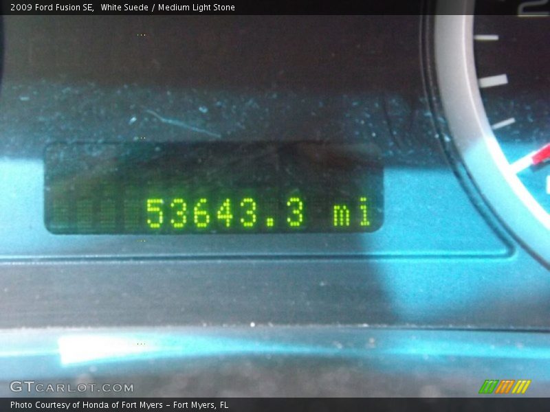 White Suede / Medium Light Stone 2009 Ford Fusion SE
