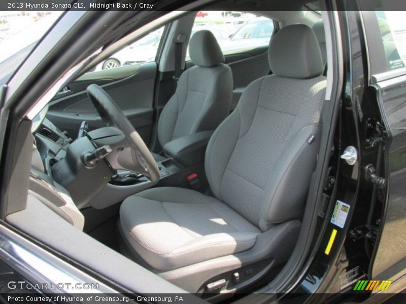Midnight Black / Gray 2013 Hyundai Sonata GLS