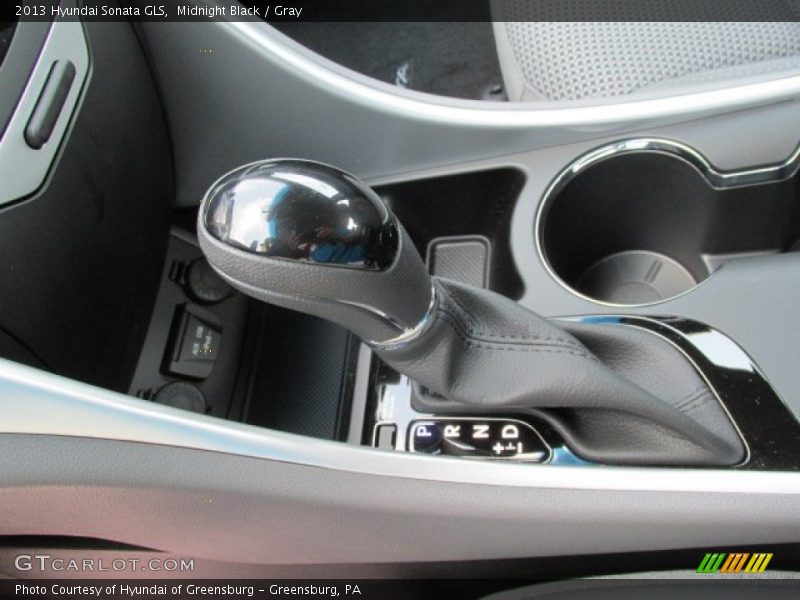 Midnight Black / Gray 2013 Hyundai Sonata GLS