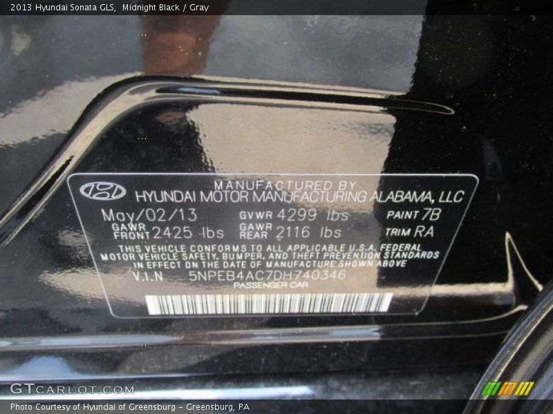Midnight Black / Gray 2013 Hyundai Sonata GLS