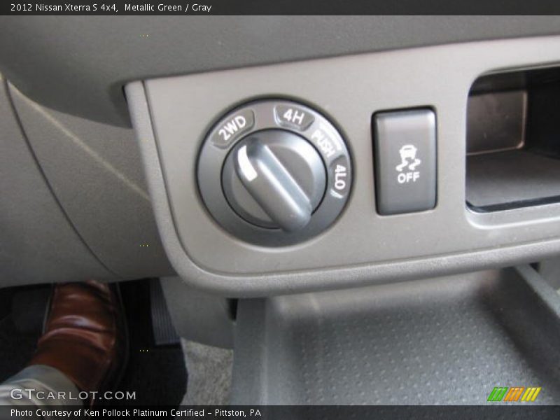 Metallic Green / Gray 2012 Nissan Xterra S 4x4