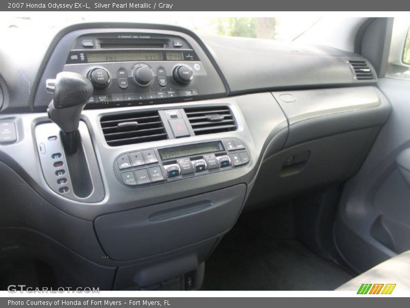 Silver Pearl Metallic / Gray 2007 Honda Odyssey EX-L