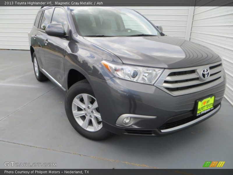 Magnetic Gray Metallic / Ash 2013 Toyota Highlander V6