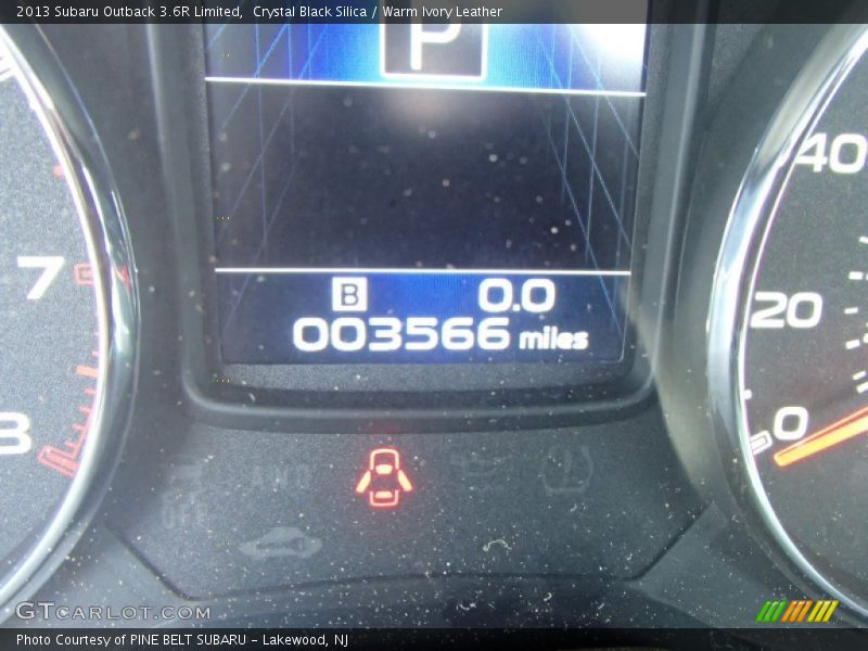 Crystal Black Silica / Warm Ivory Leather 2013 Subaru Outback 3.6R Limited