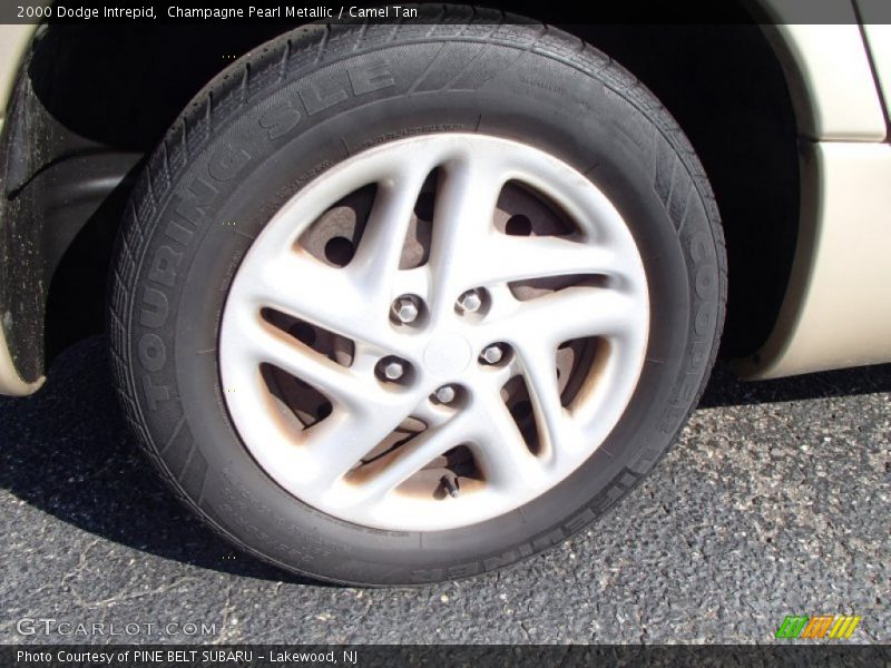 Champagne Pearl Metallic / Camel Tan 2000 Dodge Intrepid