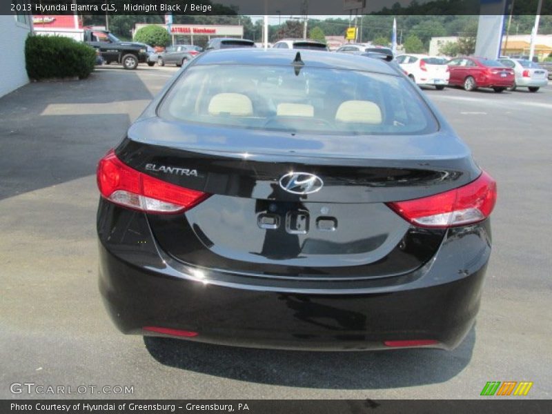 Midnight Black / Beige 2013 Hyundai Elantra GLS