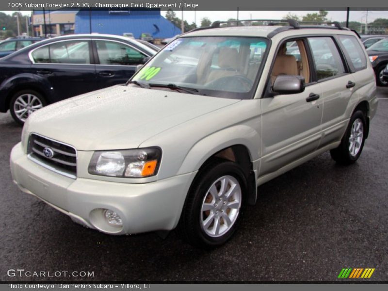 Champagne Gold Opalescent / Beige 2005 Subaru Forester 2.5 XS