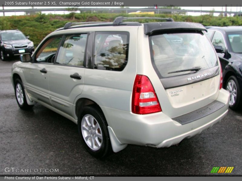 Champagne Gold Opalescent / Beige 2005 Subaru Forester 2.5 XS