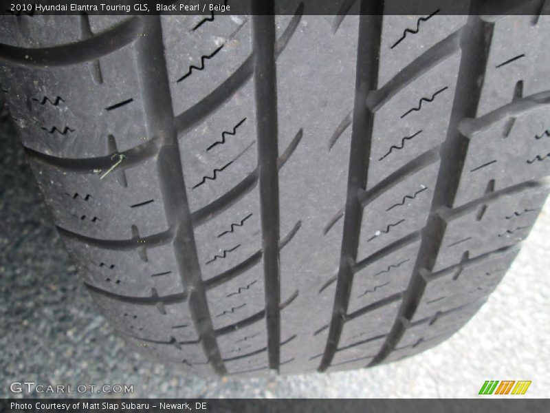 Black Pearl / Beige 2010 Hyundai Elantra Touring GLS