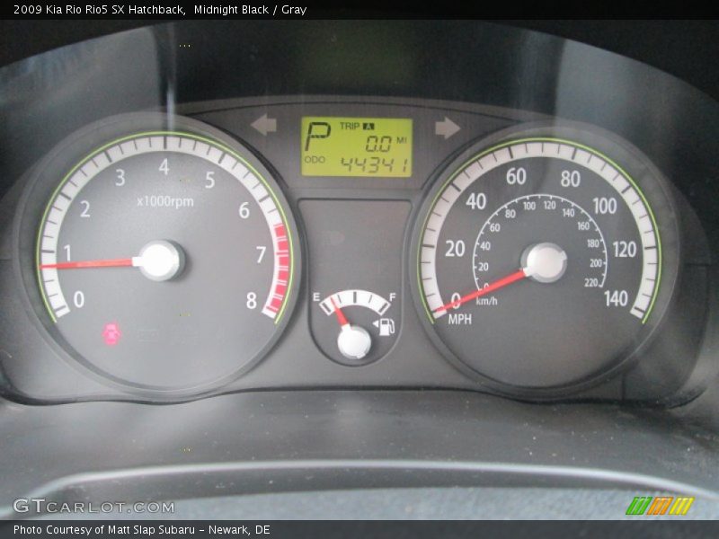 Midnight Black / Gray 2009 Kia Rio Rio5 SX Hatchback