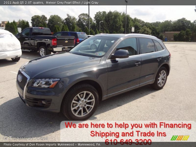 Meteor Grey Pearl Effect / Light Gray 2011 Audi Q5 2.0T quattro