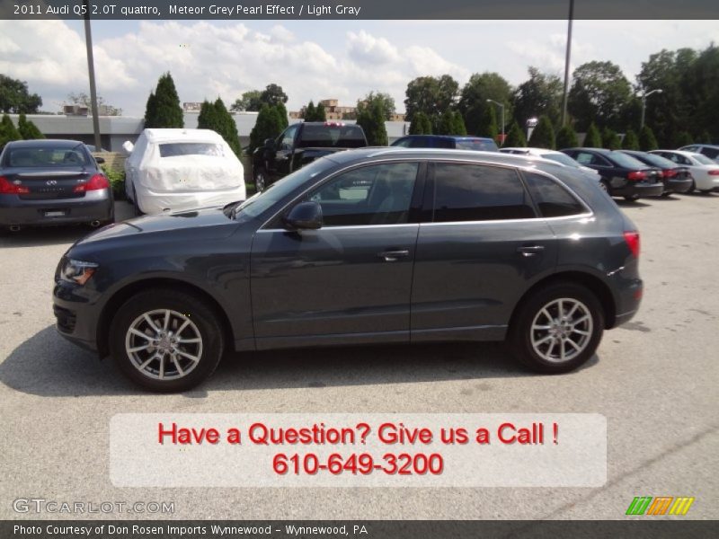 Meteor Grey Pearl Effect / Light Gray 2011 Audi Q5 2.0T quattro