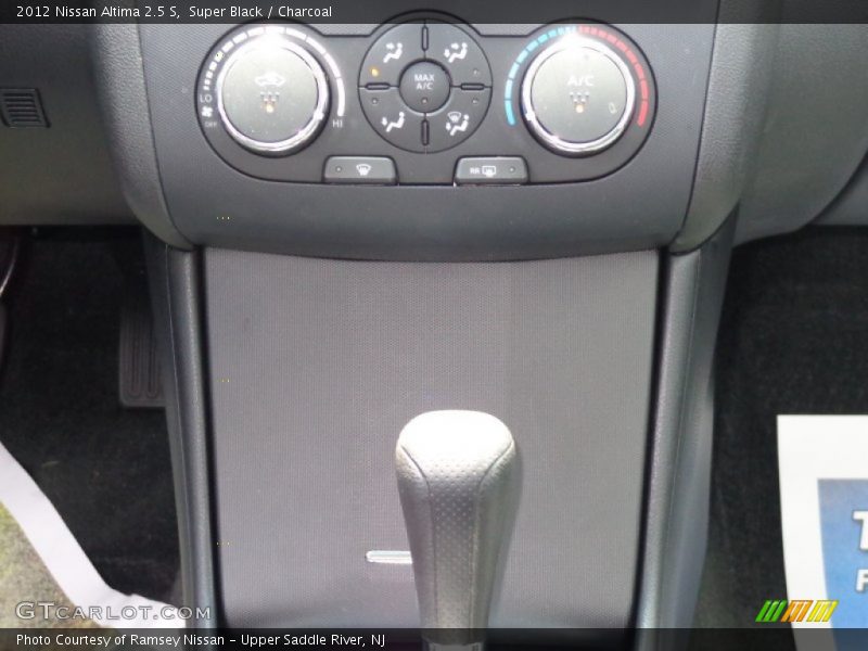 Super Black / Charcoal 2012 Nissan Altima 2.5 S