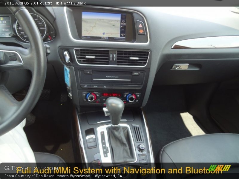 Ibis White / Black 2011 Audi Q5 2.0T quattro