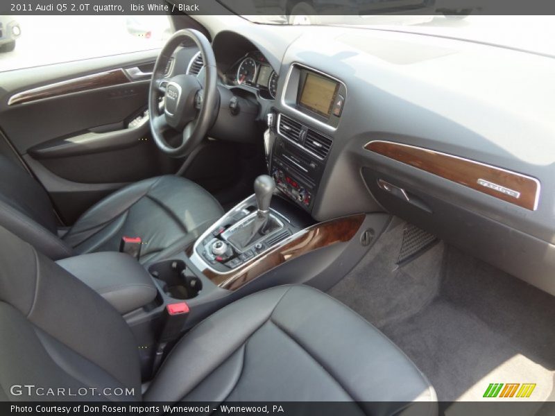 Ibis White / Black 2011 Audi Q5 2.0T quattro