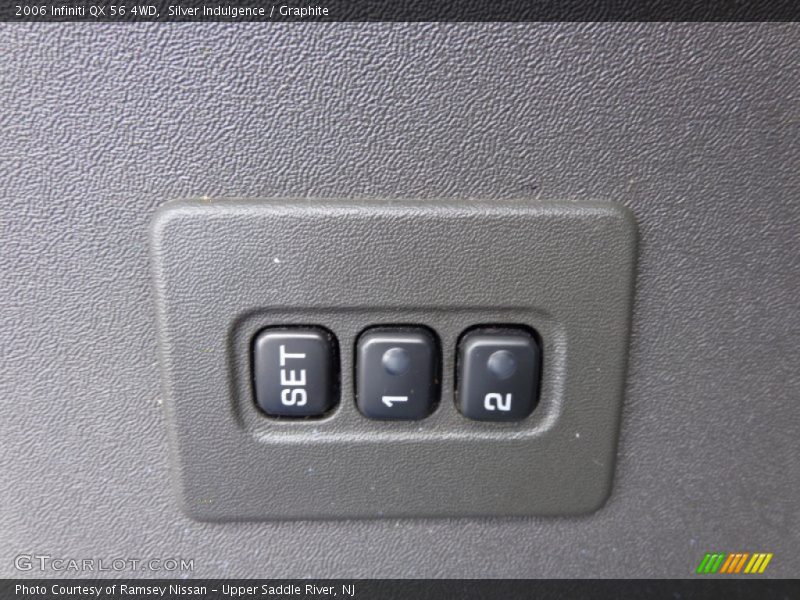 Controls of 2006 QX 56 4WD