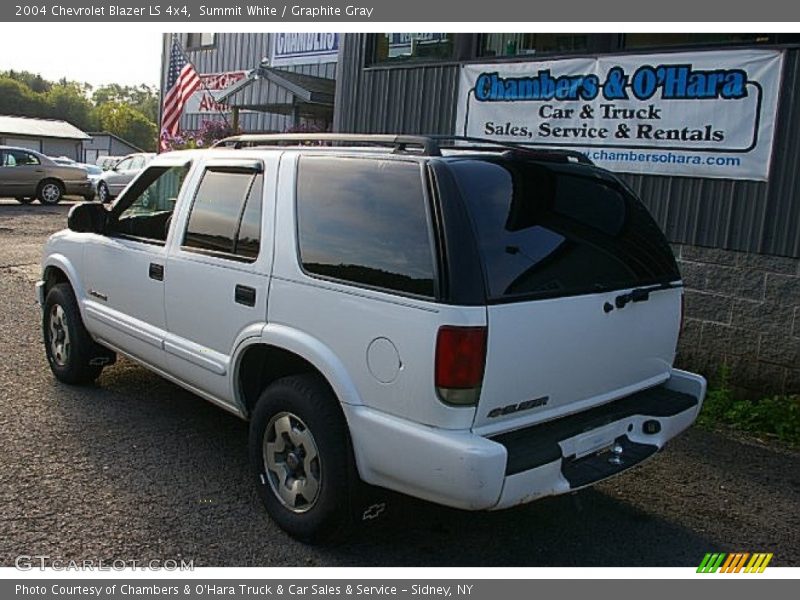 Summit White / Graphite Gray 2004 Chevrolet Blazer LS 4x4
