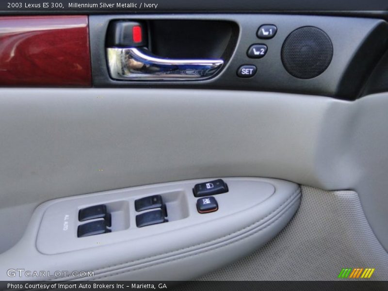 Millennium Silver Metallic / Ivory 2003 Lexus ES 300