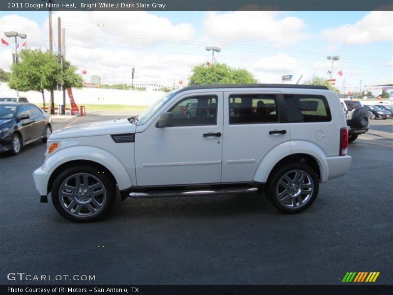Bright White / Dark Slate Gray 2011 Dodge Nitro Heat