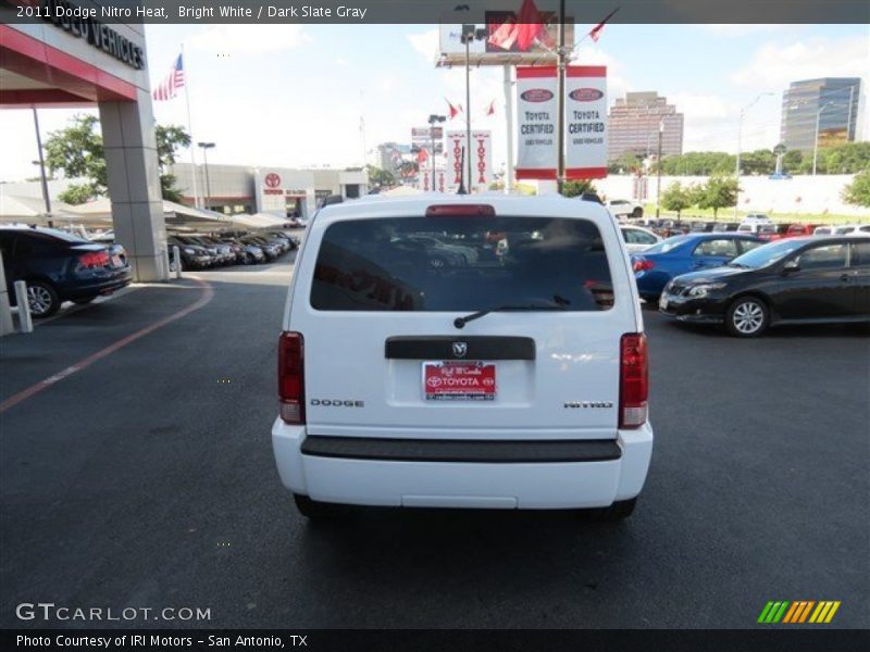 Bright White / Dark Slate Gray 2011 Dodge Nitro Heat