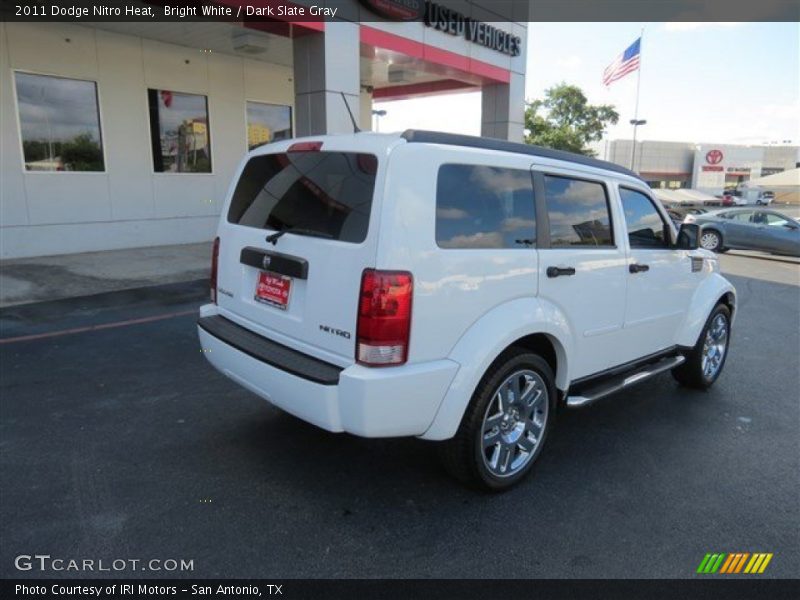 Bright White / Dark Slate Gray 2011 Dodge Nitro Heat