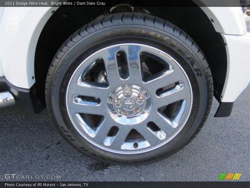 Bright White / Dark Slate Gray 2011 Dodge Nitro Heat