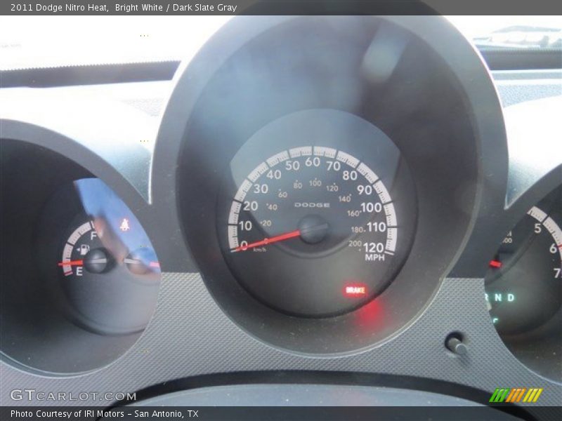 Bright White / Dark Slate Gray 2011 Dodge Nitro Heat