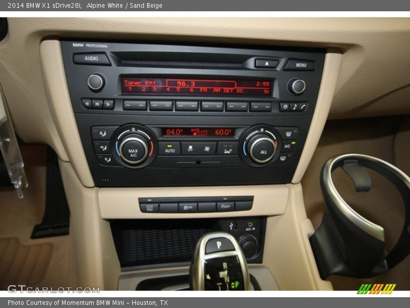 Alpine White / Sand Beige 2014 BMW X1 sDrive28i