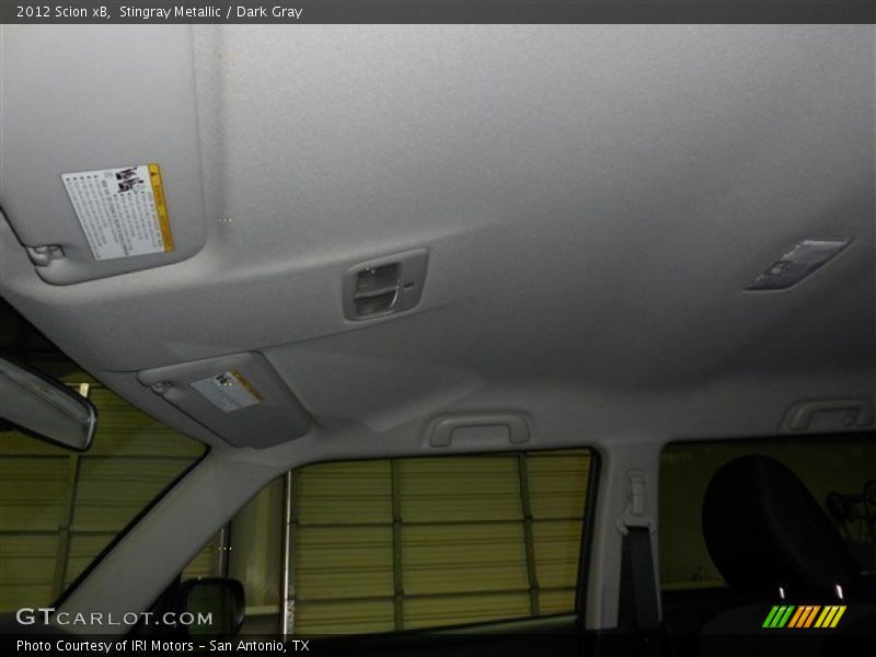 Stingray Metallic / Dark Gray 2012 Scion xB