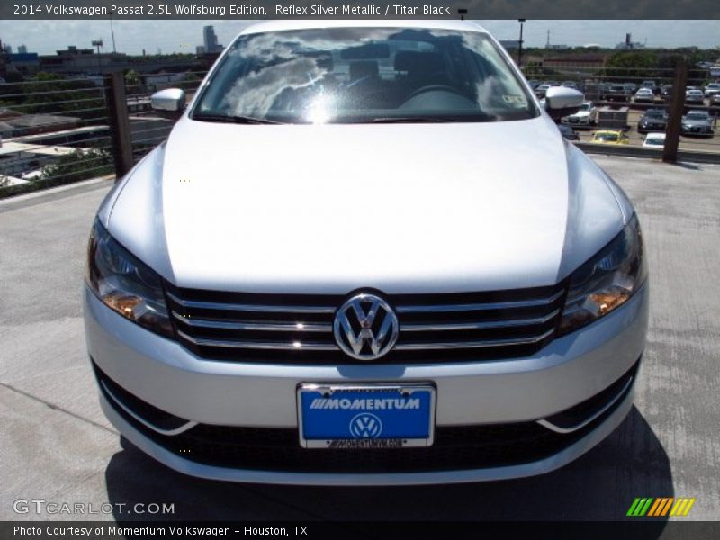 Reflex Silver Metallic / Titan Black 2014 Volkswagen Passat 2.5L Wolfsburg Edition