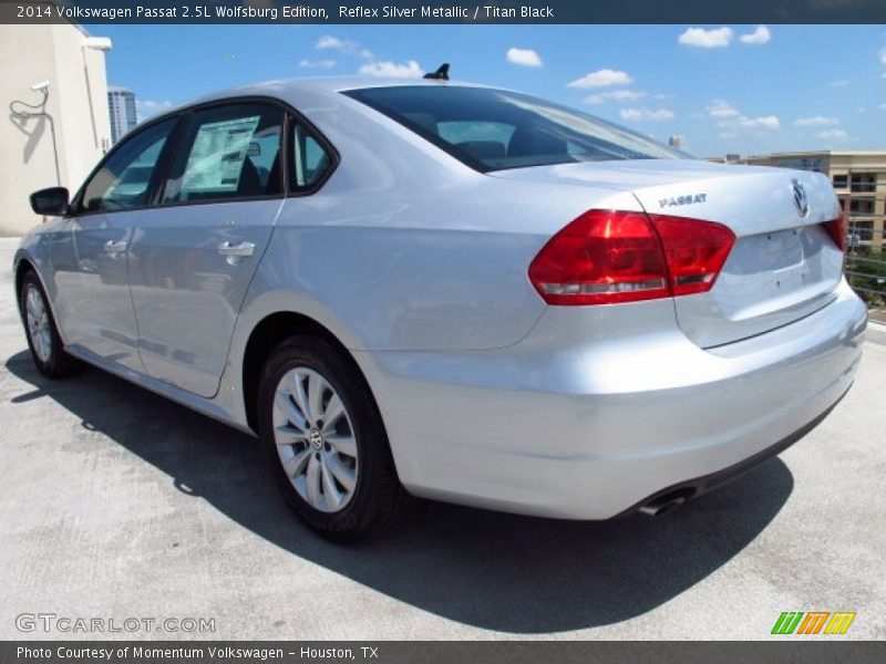 Reflex Silver Metallic / Titan Black 2014 Volkswagen Passat 2.5L Wolfsburg Edition