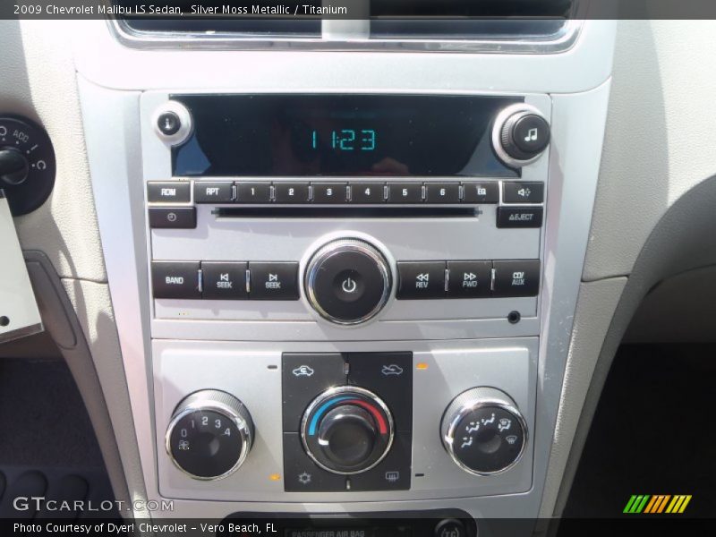 Silver Moss Metallic / Titanium 2009 Chevrolet Malibu LS Sedan