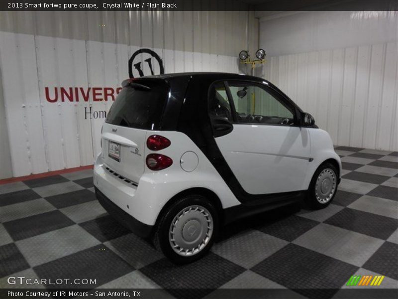 Crystal White / Plain Black 2013 Smart fortwo pure coupe