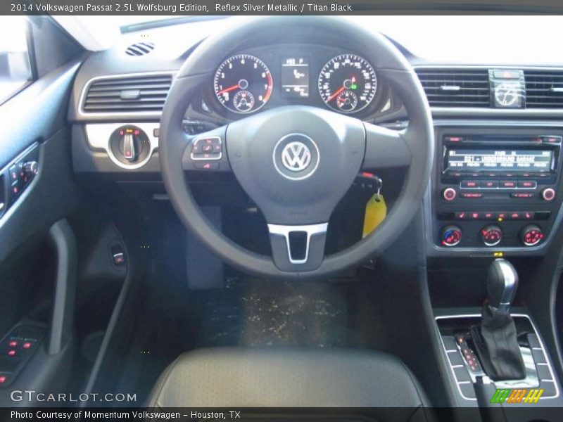 Reflex Silver Metallic / Titan Black 2014 Volkswagen Passat 2.5L Wolfsburg Edition