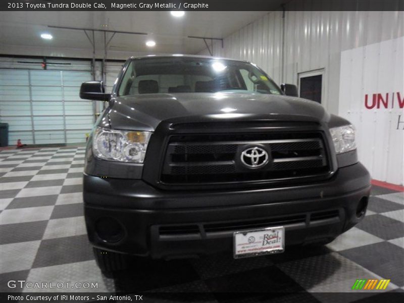 Magnetic Gray Metallic / Graphite 2013 Toyota Tundra Double Cab