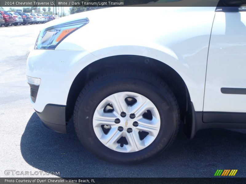 White / Dark Titanium/Light Titanium 2014 Chevrolet Traverse LS