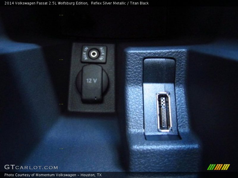 Reflex Silver Metallic / Titan Black 2014 Volkswagen Passat 2.5L Wolfsburg Edition