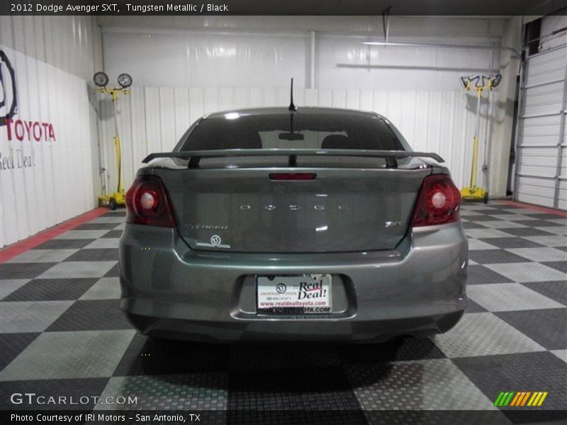 Tungsten Metallic / Black 2012 Dodge Avenger SXT