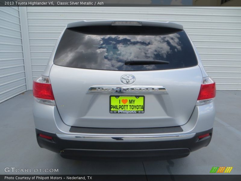 Classic Silver Metallic / Ash 2013 Toyota Highlander V6