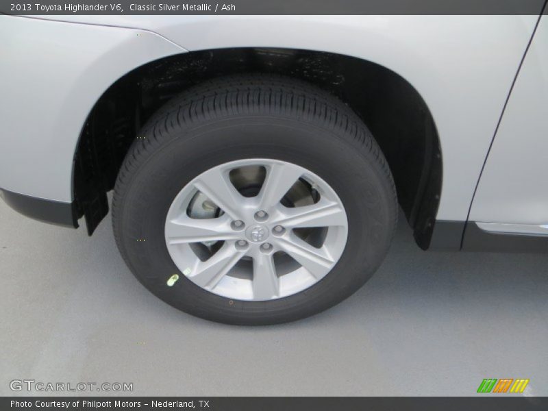 Classic Silver Metallic / Ash 2013 Toyota Highlander V6