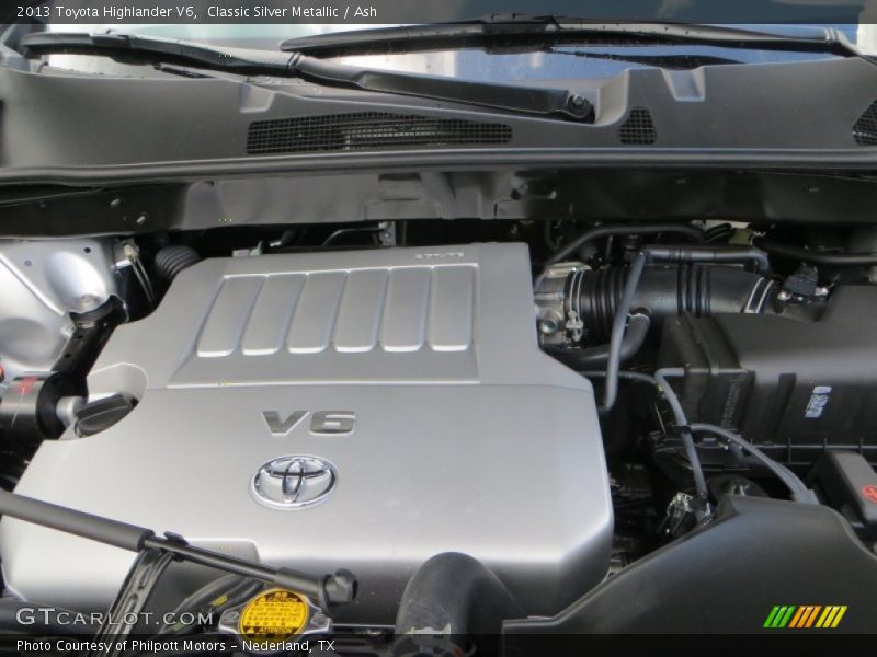 Classic Silver Metallic / Ash 2013 Toyota Highlander V6