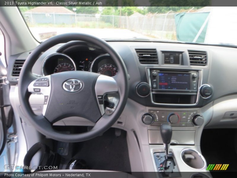 Classic Silver Metallic / Ash 2013 Toyota Highlander V6