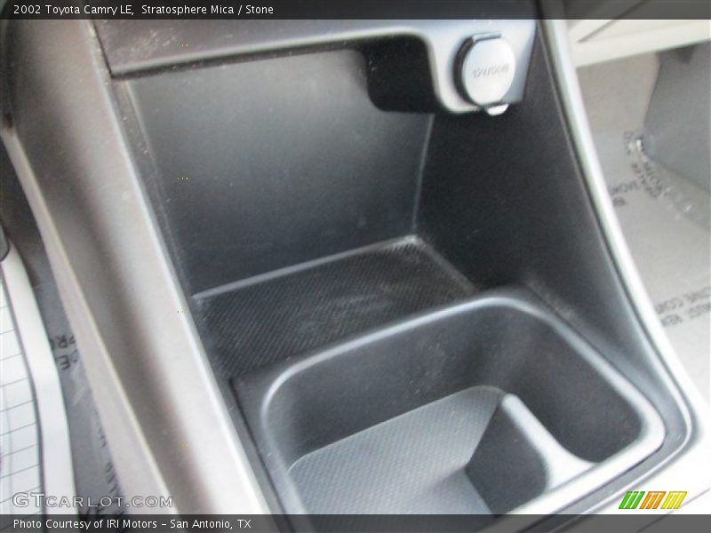 Stratosphere Mica / Stone 2002 Toyota Camry LE