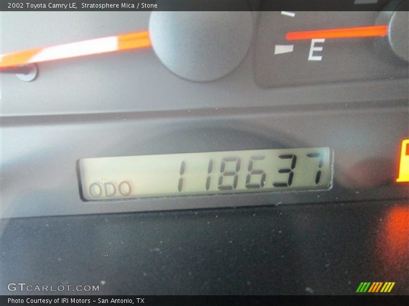Stratosphere Mica / Stone 2002 Toyota Camry LE